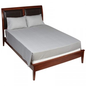 Wyndham House Microfiber Queen Size Striped Sheet Set